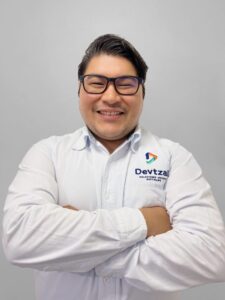 Sergio Efren Pech PoolCEO | CTO